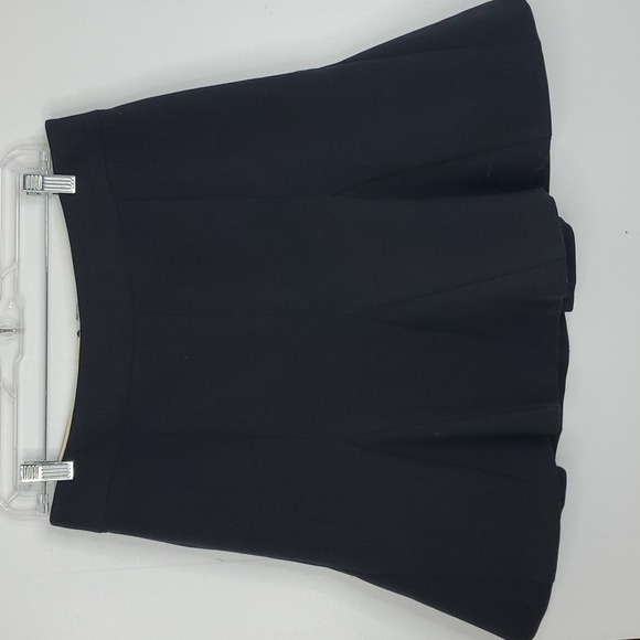 Banana Republic Mini Skirt Mermaid Flared Flowy  Zip Back Black WOmens 8 - Picture 1 of 11